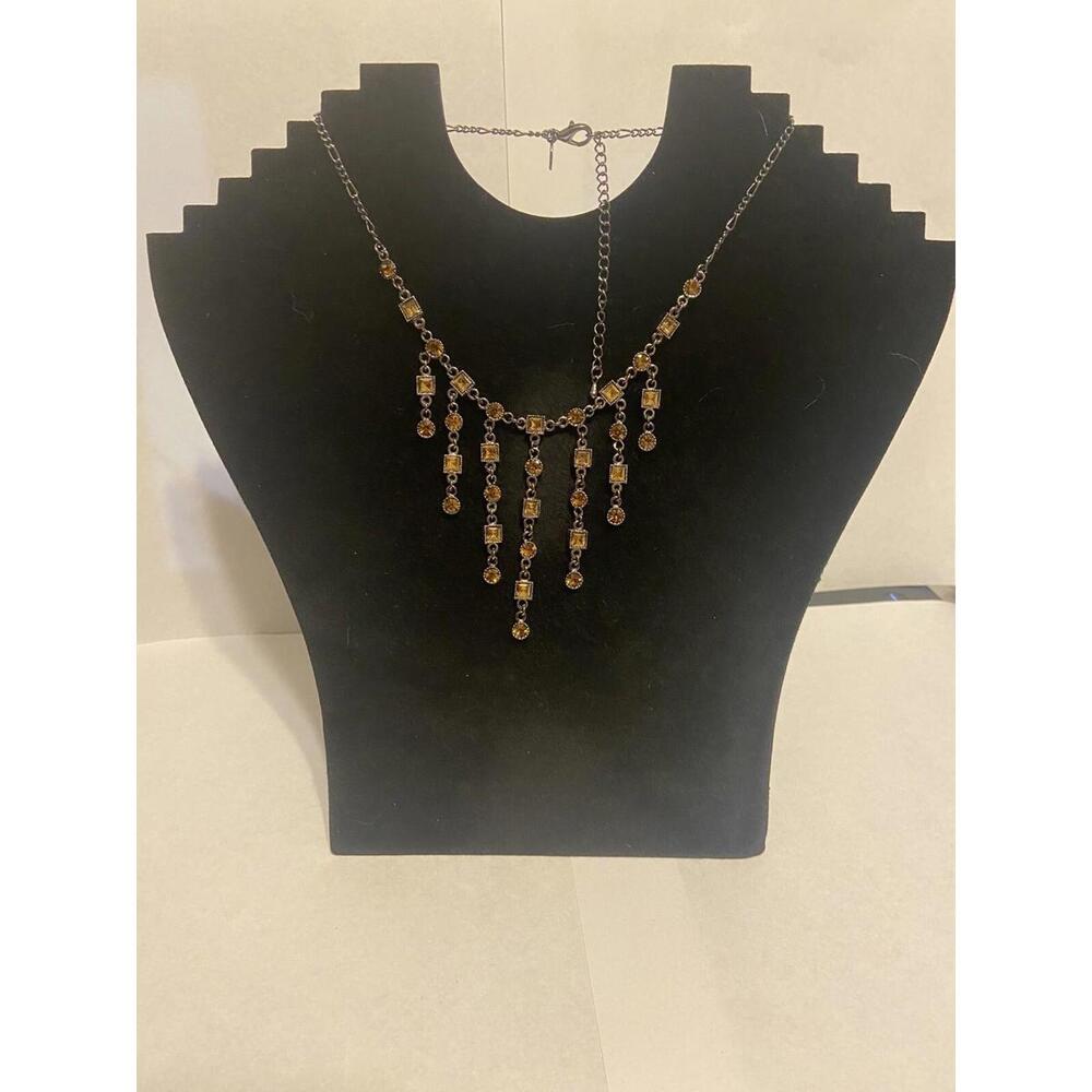 Necklace amber cookie lee silvertone length 17 in with extender.see all photos